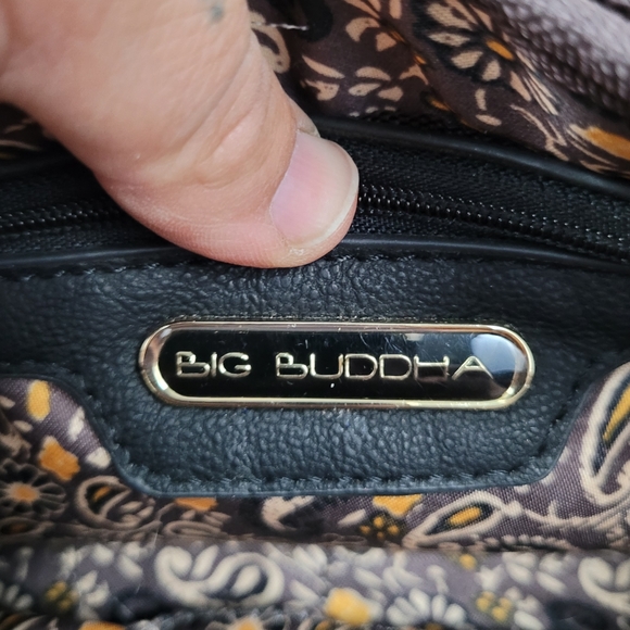 BIG BUDDHA | faux leather woven stitch design convertible gold chain strap purse - Picture 13 of 14